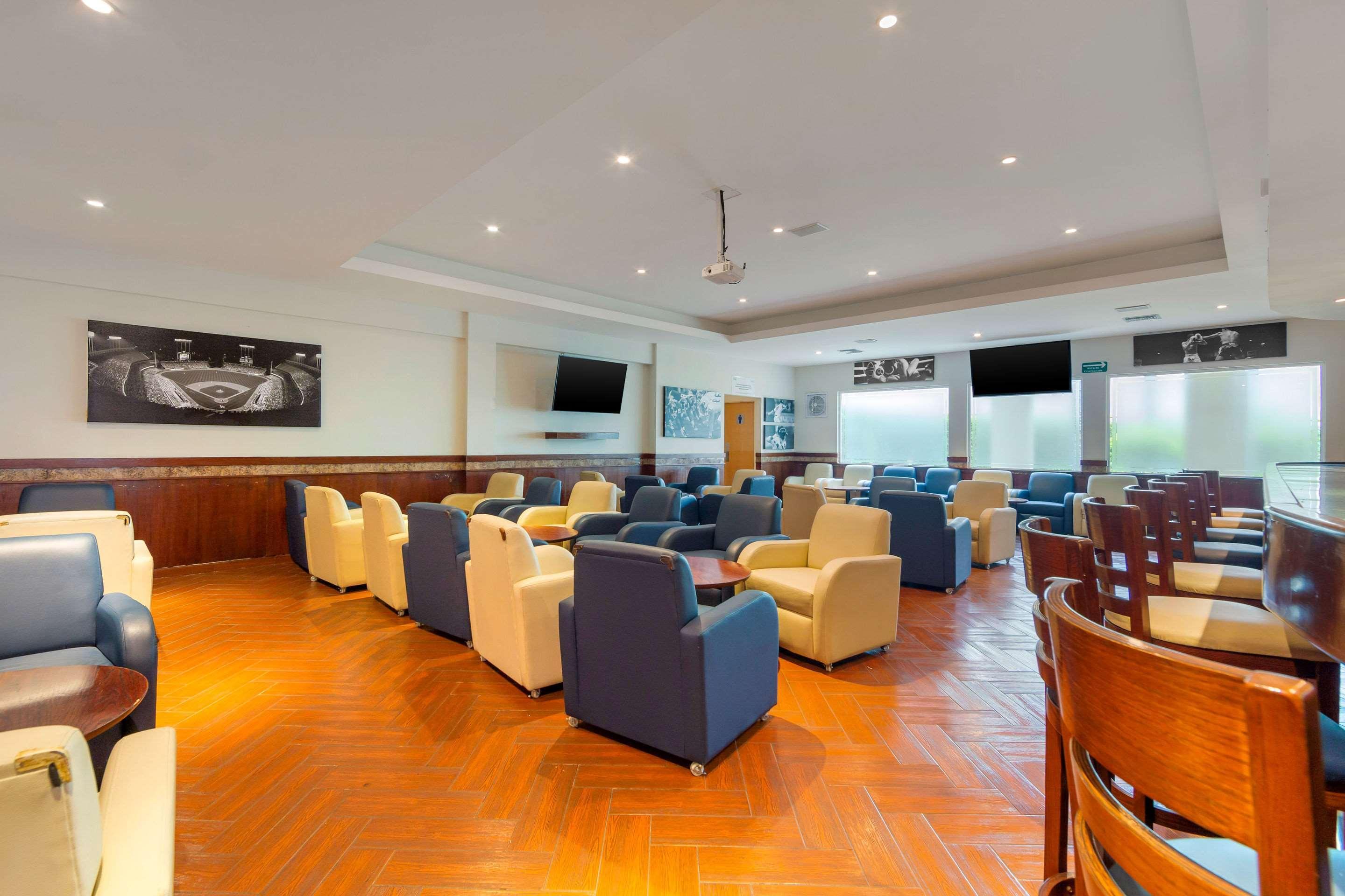 Comfort Inn Monterrey Norte San Nicolás de los Garzas Extérieur photo